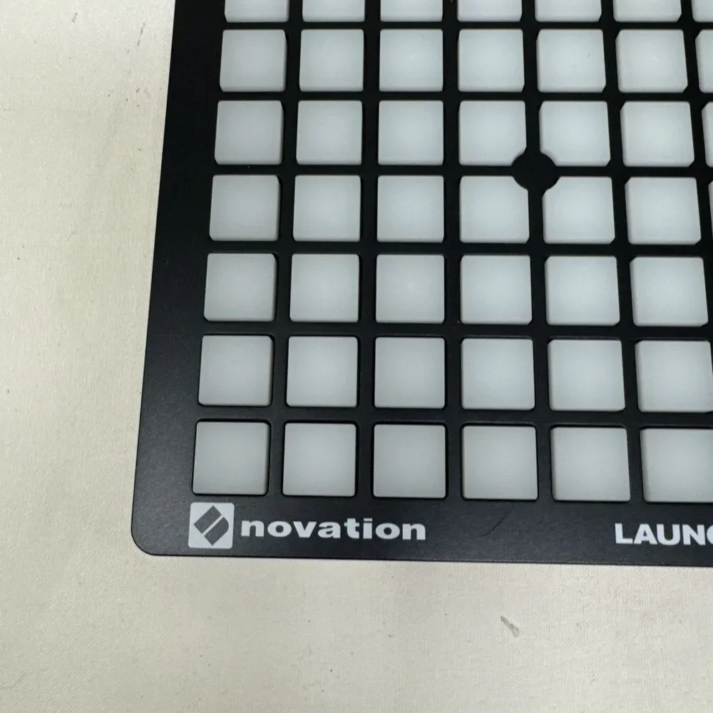 Novation Launchpad Mini Mini Grid Controller - Picture 2 of 7